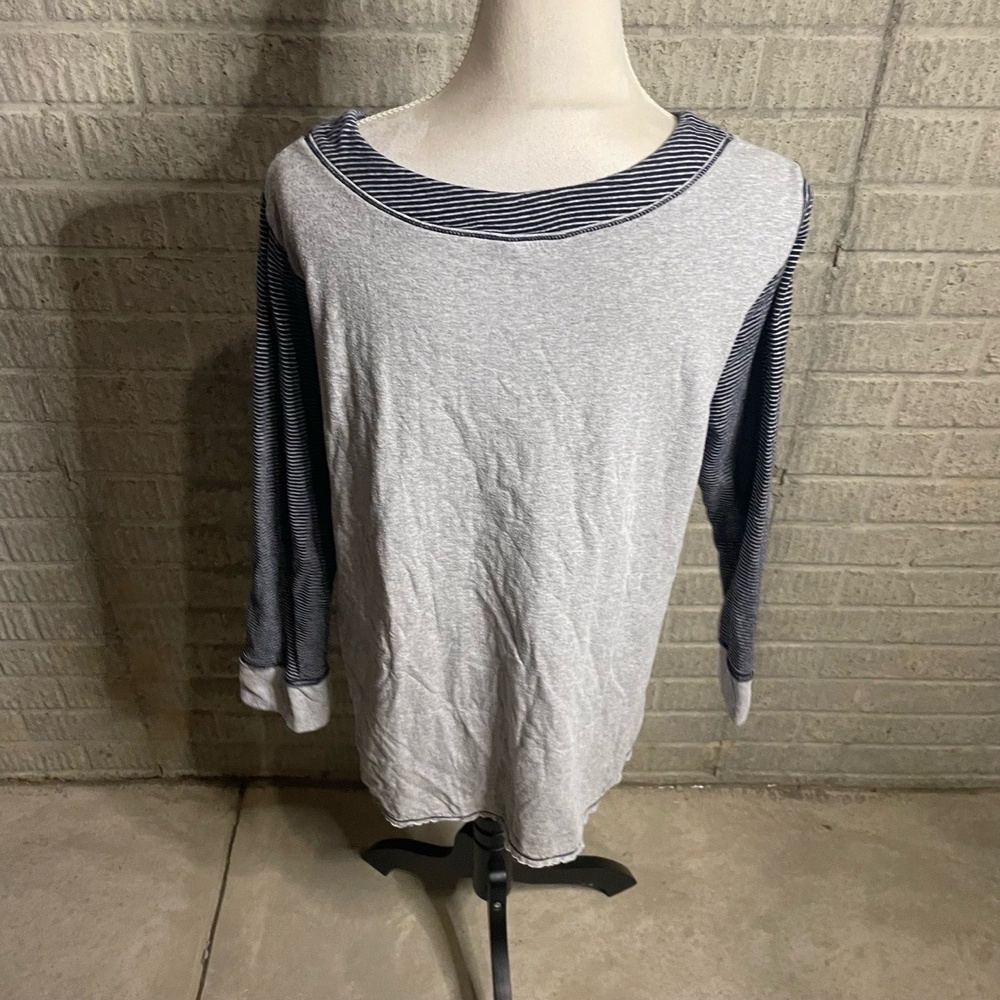 Neon Buddha Gray Navy Asymmetrical Striped Patchwork Casual Top‎ Size Large - Picture 3 of 4
